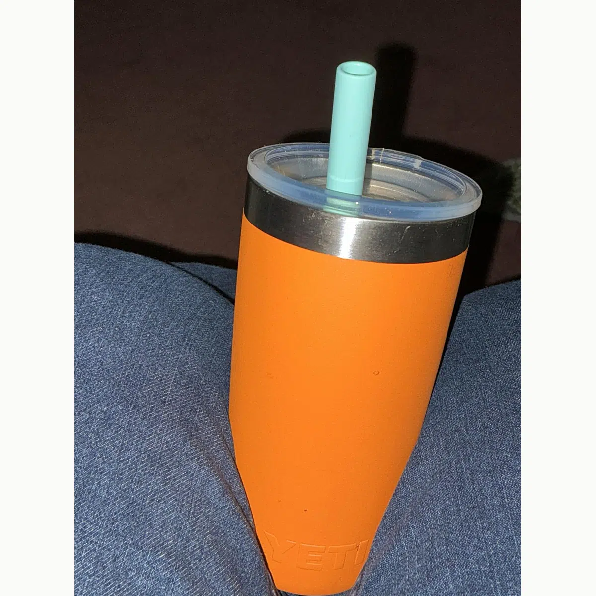 Passt perfekt auf meinen Becher