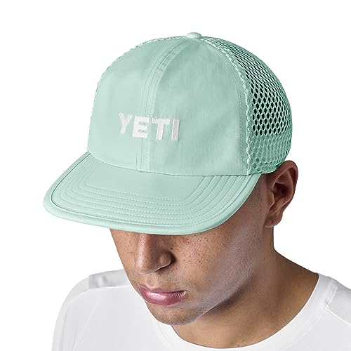 YETI Logo Flat Brim Performance Cap – Eisblau