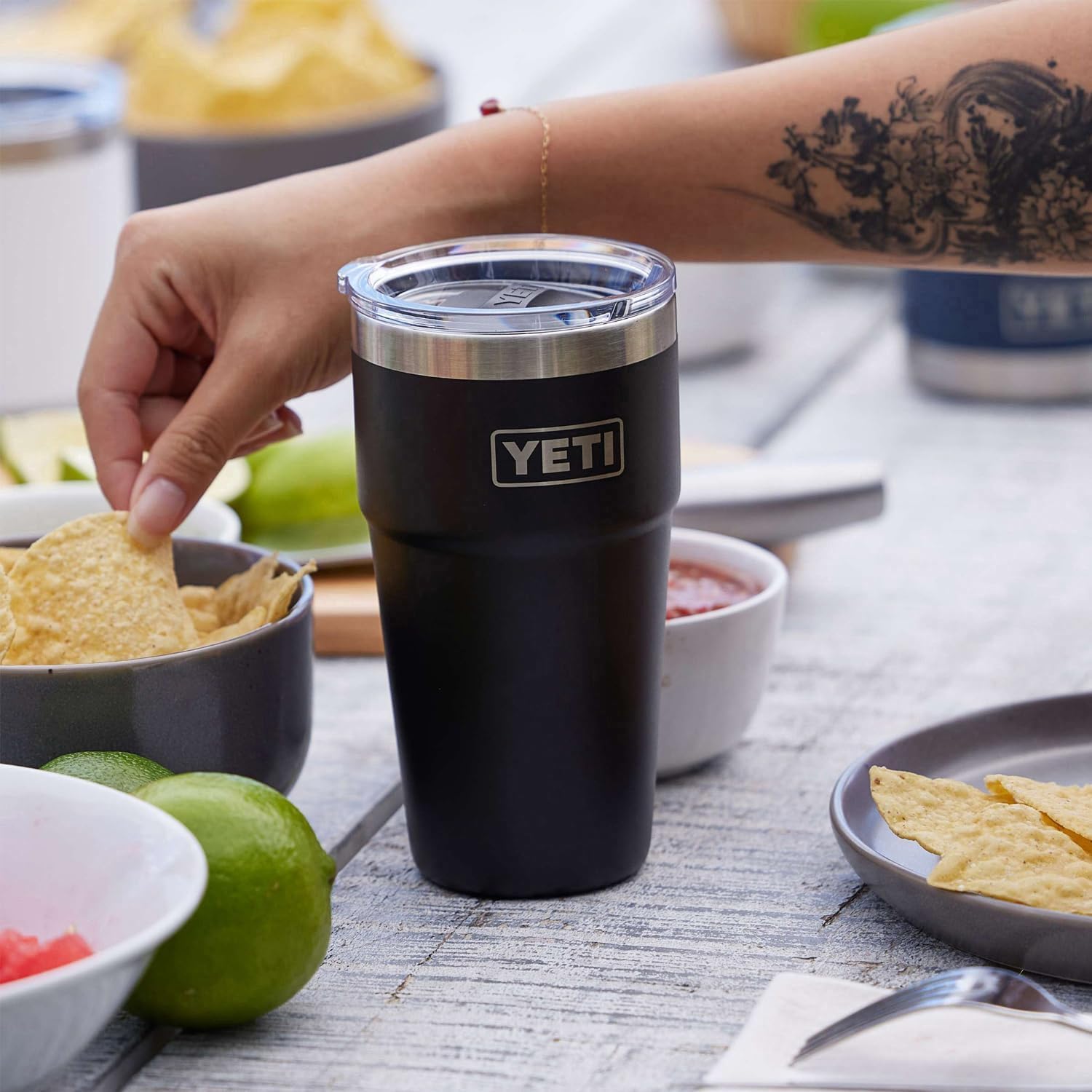 YETI Rambler 20 oz Stackable Tumbler – Edelstahl, Vakuumisoliert mit MagSlider Deckel